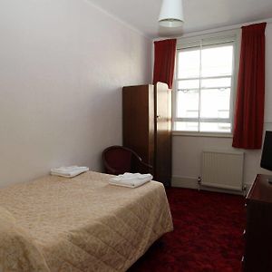 Standaard Kamer met een King Size Bed